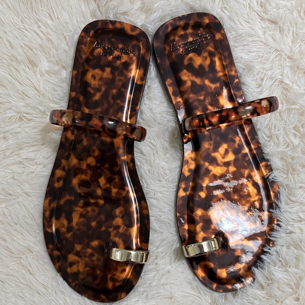 Abercrombie & Fitch Leopard Print Sandals